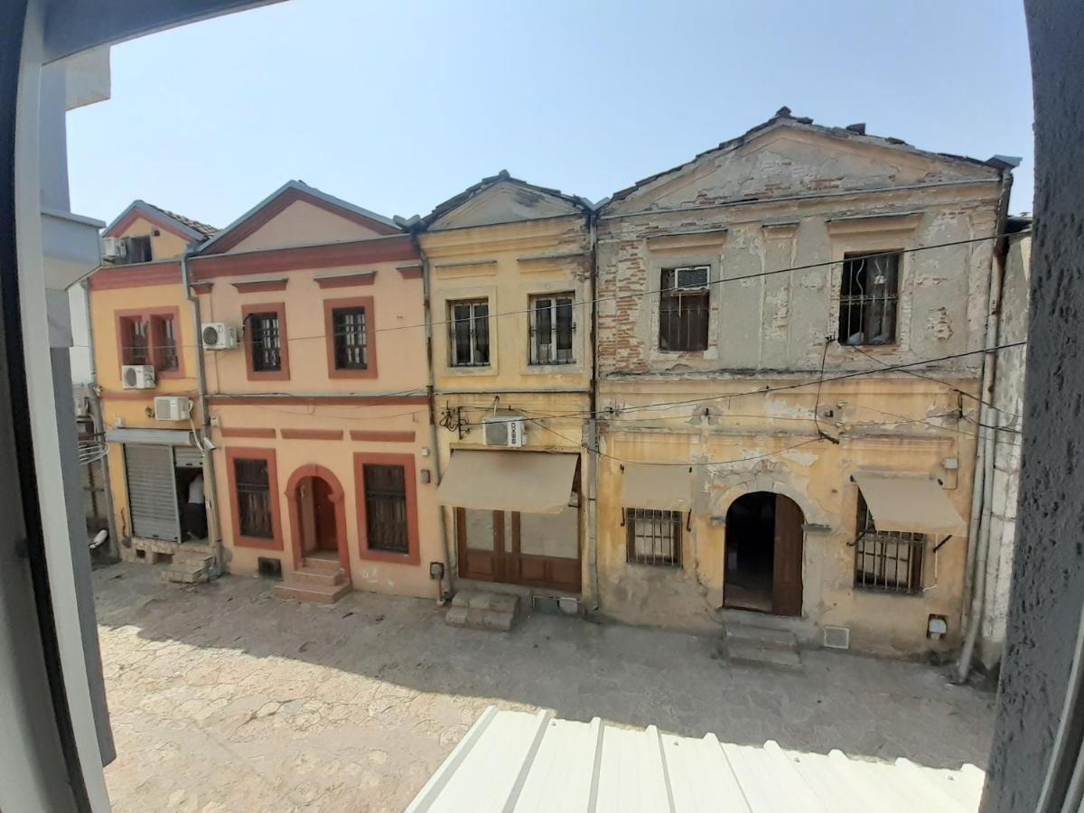 Bella Apartment Skopje Buitenkant foto